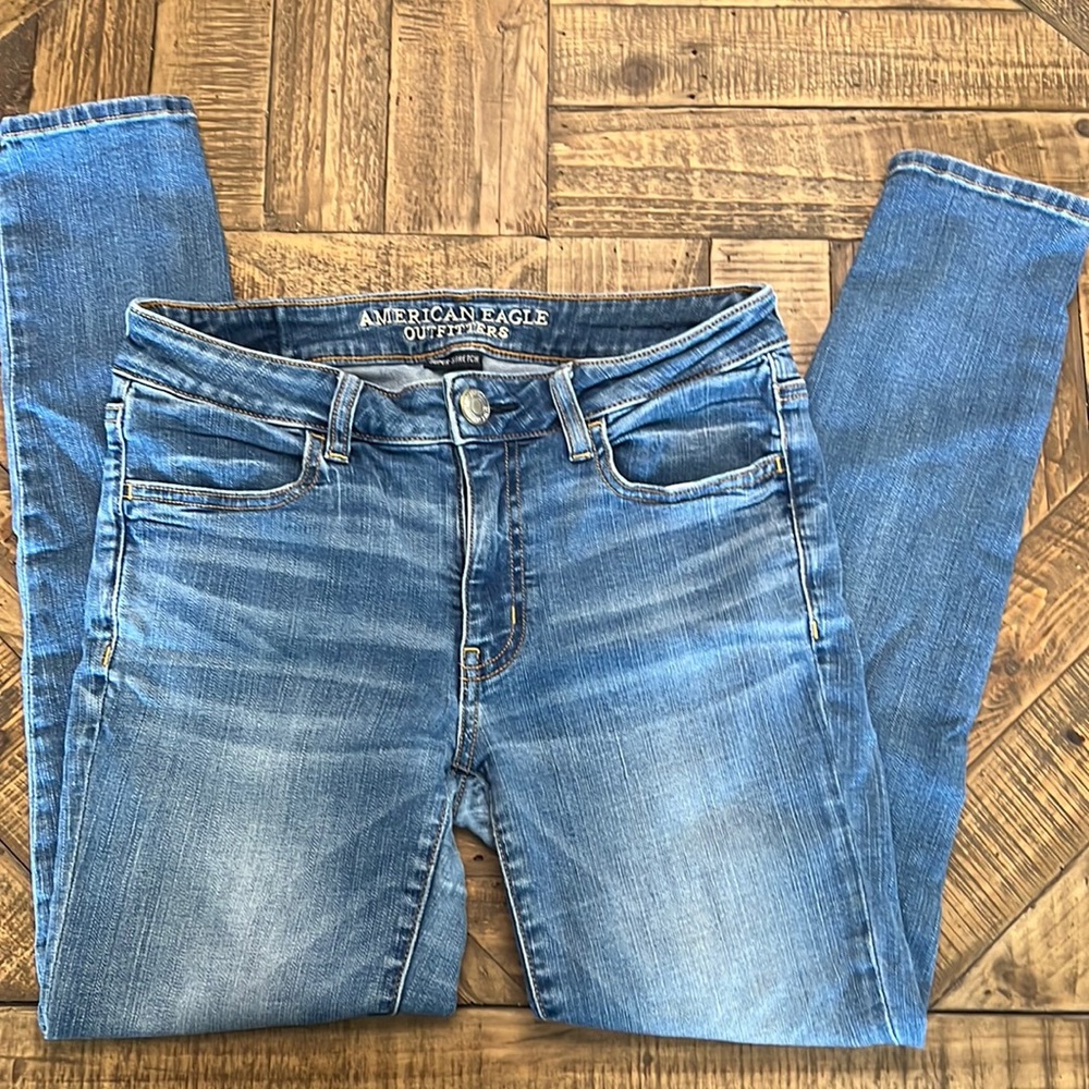 American Eagle Super Stretch Jegging Size 6